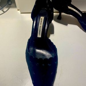 MANOLO BLANIK Black Suede